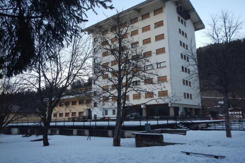 Alloggio Vacanze In Montagna Per Coppia Folgaria Exterior foto